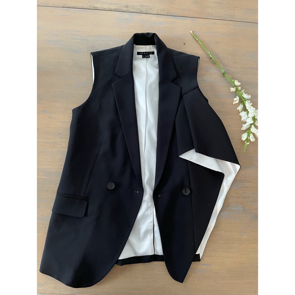 Gorgeous Theory blazer-vest w/ cream satin lining